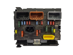 Calculateur BSM-L03-00 9659741780 PSA Delphi 19239 Calculateur BSM-L03-00 9659741780 PSA Delphi 19239