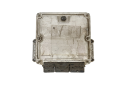 Calculateur 0281010819 8200039569 8200166362 Fiat Renault Bosch 37425