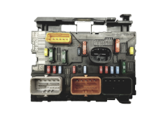 Calculateur BSM-L10-00 9661708180 PSA 