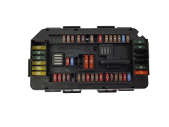 Boîtier Fusibles 6114 V7 922487903 19098.000.001 BMW