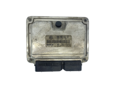 Calculateur 038906012CE 0281010257 Skoda Bosch 63503