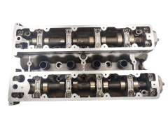 La Culasse Citroen Peugeot 9634355510 0200Z4 1.8 16v 6FZ 2