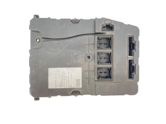 Calculateur UCH N3 8200433198 S118400260E Renault Siemens 59162 Calculateur UCH N3 8200433198 S118400260E Renault Siemens 59162