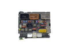 Calculateur BSM-R01-00 9667044880 PSA 59384