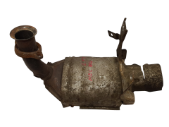 Catalyseur 7700432249 1199810 Renault Megane I 1.4 8V E7J Catalyseur 7700432249 1199810 Renault Megane I 1.4 8V E7J