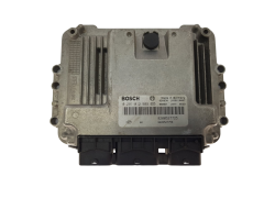 Calculateur 0281012589 8200527725 8200527756 Renault Bosch 3238