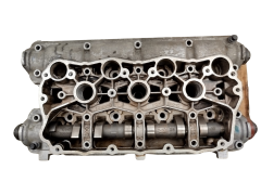 La Culasse Land Rover LDF106870 LDH101460 2.5 V6