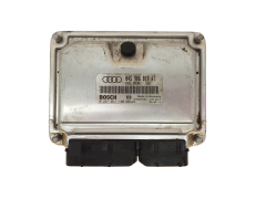 Calculateur 045906019AT 0281011100 Audi Bosch 30728