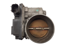 Boitier Papillon D’admission Nissan RME70-04 SERA 576-01 Hitachi 3.5 V6