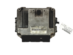 Calculateur 0281011549 8200310863 8200370779 Renault Bosch 24608