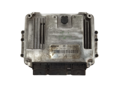 Calculateur 0281011776 8200391966 8200386508 Renault Bosch 3516
