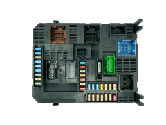 Calculateur BSI N03 00 9819850080 22661F 01 PSA Valeo Calculateur BSI N03 00 9819850080 22661F 01 PSA Valeo
