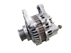 Alternateur 8200120286 A002TB6481 110A 1.5 DCI Renault Mitsubishi 1072 Alternateur 8200120286 A002TB6481 110A 1.5 DCI Renault Mitsubishi 1072
