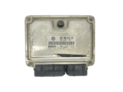 Calculateur 038906012CM 0281010379 VW Bosch 57200