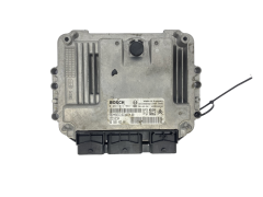 Calculateur 0281011561 9658945380 9653958980 PSA Bosch 57217