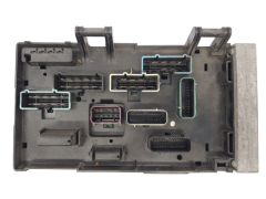 Boîtier Fusibles Chrysler 04869001AJ 04869204AL 19620