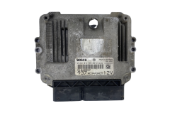 Calculateur 51806557 0281012882 4D34A3AEM Alfa Romeo Bosch 52846