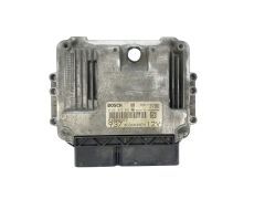 Calculateur 51806557 0281012882 4D34A3AEM Alfa Romeo Bosch 62921