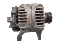 Alternateur Citroen Peugeot Fiat 504087183 024325122 110A Bosch