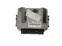 Calculateur 0281012589 8200527725 8200527756 Renault Bosch 39383