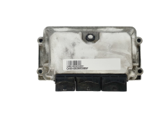 Calculateur 0281001839 9630059880 28FM0279 PSA Bosch 38530