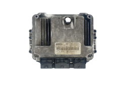 Calculateur 8200355819 0281011644 23710 AW360 Nissan Bosch 45399