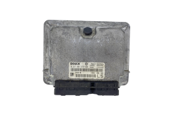Calculateur 90589736 LS 0281001670 98013 Opel Bosch GM 56996