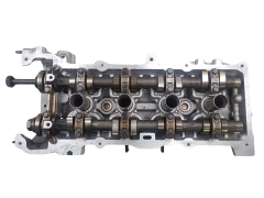 La Culasse Nissan Almera 1.8 16V 9F6 UKR2