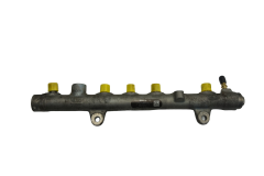 Rampe D'injection 8200715519 0445214116 1.9 dci Bosch Renault Rampe D'injection 8200715519 0445214116 1.9 dci Bosch Renault