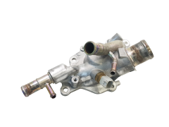 Boitier Thermostat D'eau moteur 11060KB00C 1.6 TCE Renault Clio 4 6000km  Boitier Thermostat D'eau moteur 11060KB00C 1.6 TCE Renault Clio 4 6000km