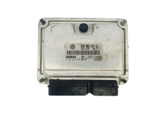 Calculateur 038906019NJ 0281011823 Volkswagen Bosch 39441