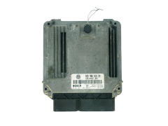 Calculateur 03G906016DM 0281011882 VW Bosch 32464