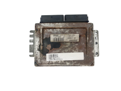 Calculateur S110030008D 7700114502 7700110471 Renault Siemens 37770