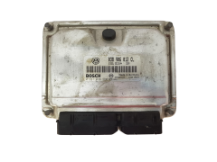 Calculateur 038906012CL 0281010380 Skoda VW Bosch 3145