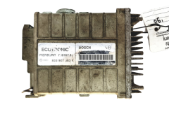 Calculateur 0285007061 893907383B VW Bosch 18824