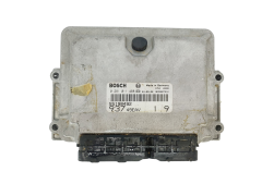 Calculateur Alfa Romeo 55198492 0281011488 Bosch 37515