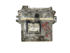 Calculateur 7700104956 7700111205 R04080009F Renault 27780