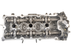 La Culasse Renault Nissan L-8J1 7701474129 3.5 V6 V4Y715