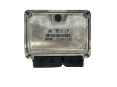 Calculateur Seat Skoda 038906019KT 0281011219 Bosch 52004