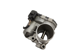 Boitier Papillon D’admission 8200330810--E 0281002681 Renault Nissan 2.0 DCI