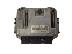 Calculateur 0281011776 8200391966 8200386508 Renault Bosch 3736
