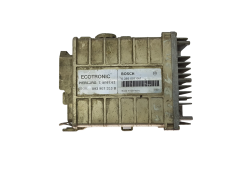 Calculateur 0285007061 893907383B 7.18167.62 VW Bosch