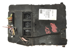 Calculateur Renault UCH X84 N2 8200309690 S118400220D Siemens 21292