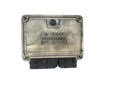 Calculateur 045906019BG 0281011244 Seat VW Bosch 60230