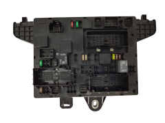 Calculateur QP 365927271 1110021AA 13302300 Opel GM 19742