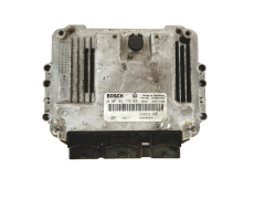 Calculateur 0281011776 8200391966 8200386508 Renault Bosch 27587