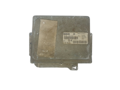 Calculateur 0261203943 9623792680 26FM0363 MA3.1 PSA Bosch 47732