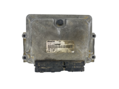 Calculateur 46784814 0281010332 93741JA Alfa Romeo Bosch 52269