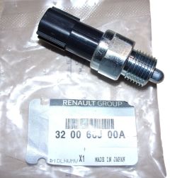 Interrupteur,Contacteur De Marche Arrière Nouvelle Original 320066J00A Renault