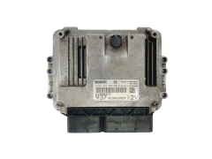 Calculateur 51806557 0281012882 Alfa Romeo Bosch 42493